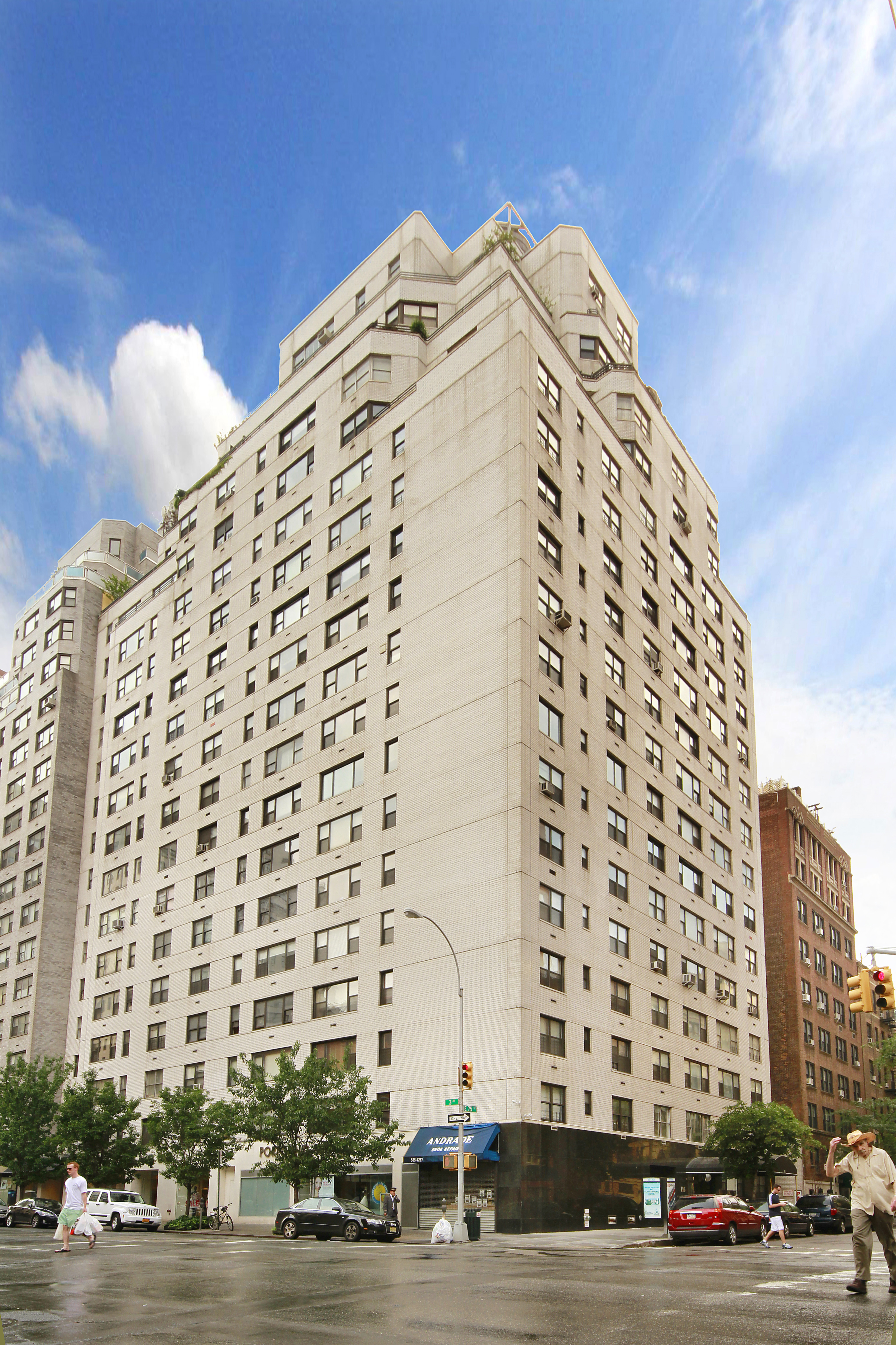 Corcoran, 196 East 75th Street, Apt. 6E, Upper East Side Real Estate