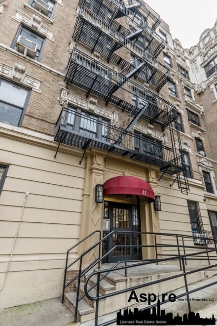 New York City Real Estate | View 15 Fort Washington Avenue, 4B | 3 Beds, 1 Bath | View 1