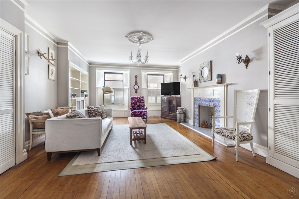 New York City Real Estate | View West End Avenue | 1 Bed, 1 Bath | View 1