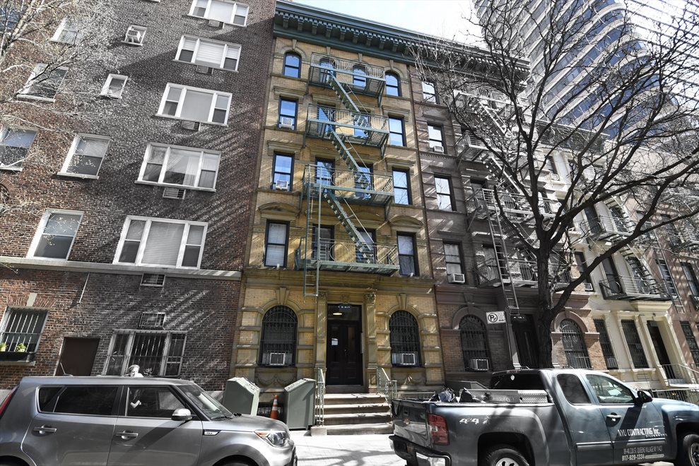 165 East 90th Street 2B, Manhattan, NY 10128 Property for rent