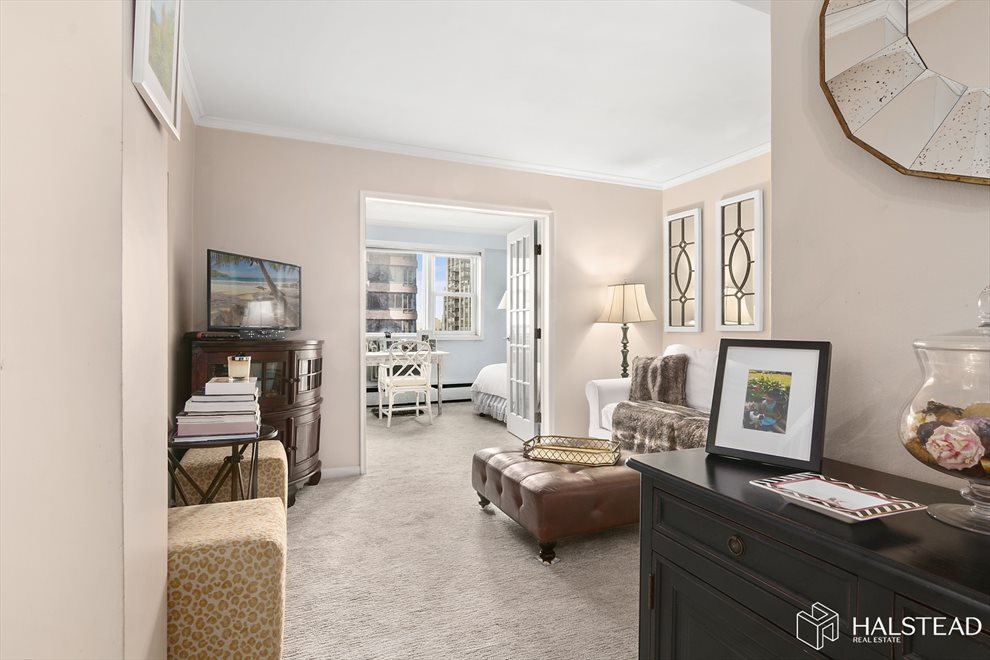 New York City Real Estate | View East 86th Street | 2 Beds, 1 Bath | View 1