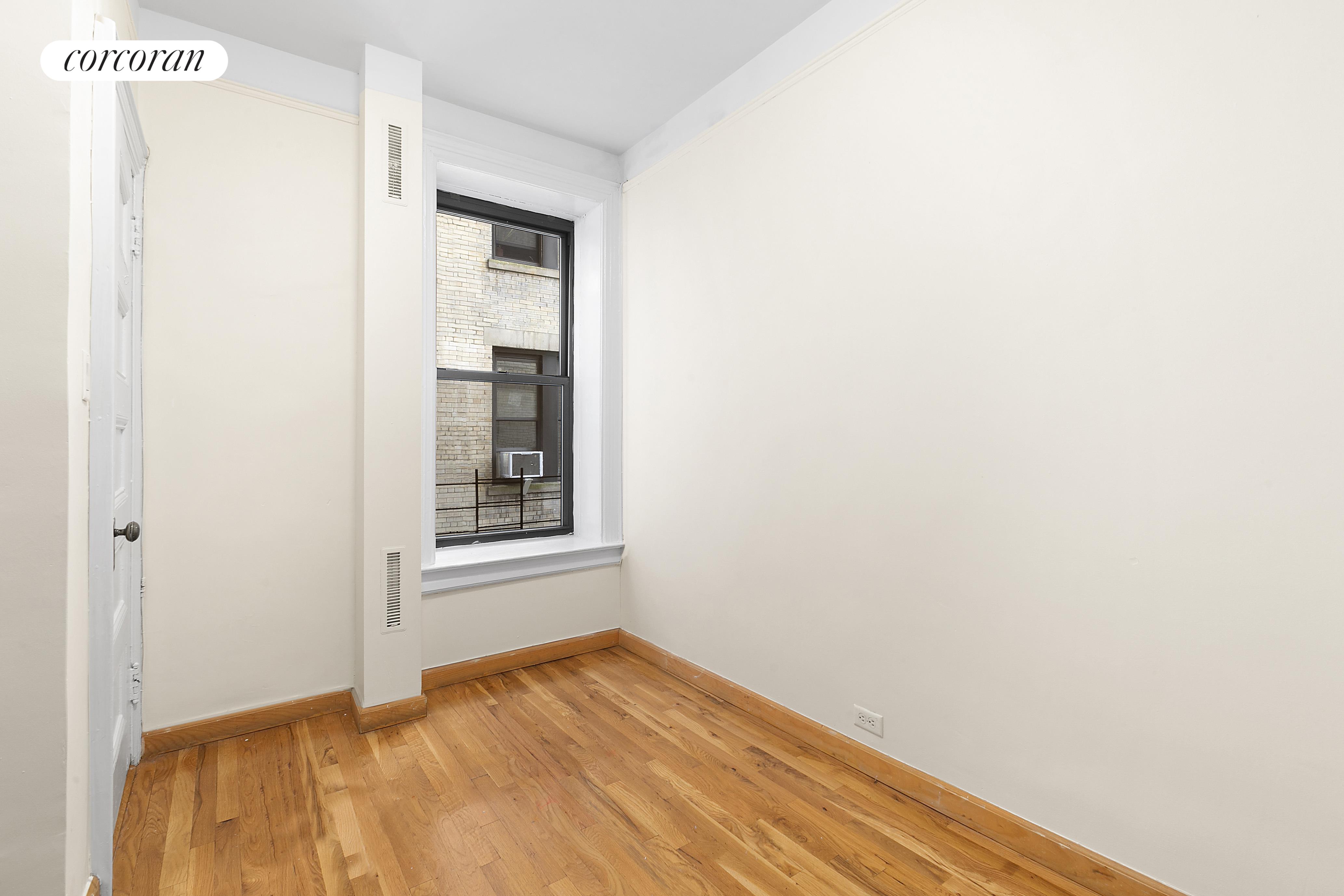 250 Riverside Drive, Apt 33, Upper West Side, 10025