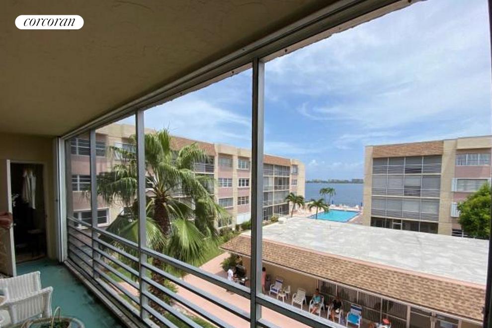 1502 S Lakeside Drive 305, Lake Worth Beach, FL 33460 Property for sale