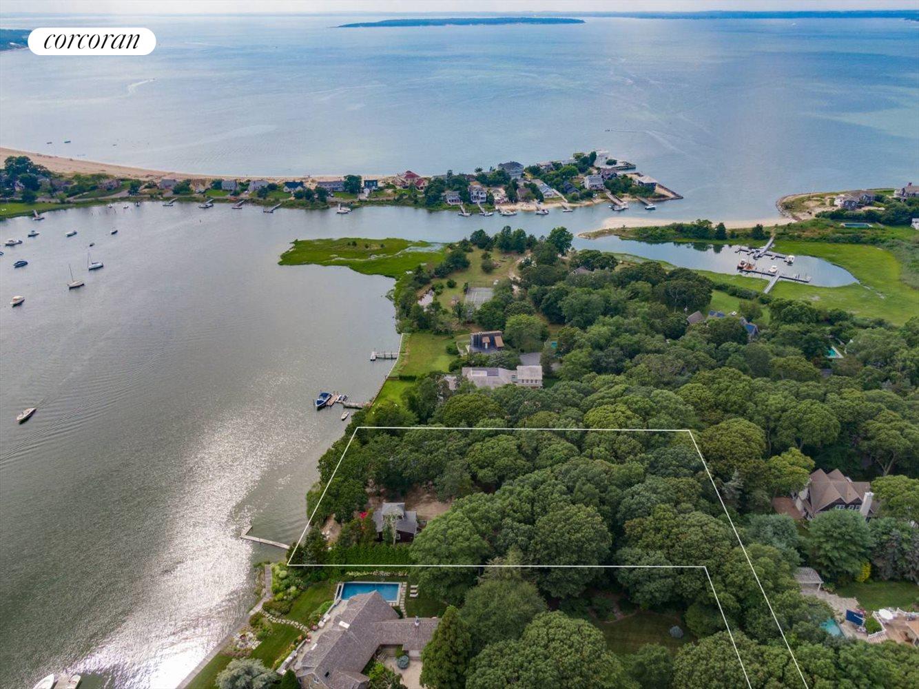 The Hamptons Real Estate | View 4 & 2 Edgemere Drive | 5 Beds, 2 Baths | View 1