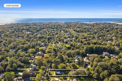 The Hamptons Real Estate | View 89 Halsey Street | room 12 | View 13
