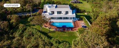 The Hamptons Real Estate | View 11 Fairview Road | room 23 | View 24