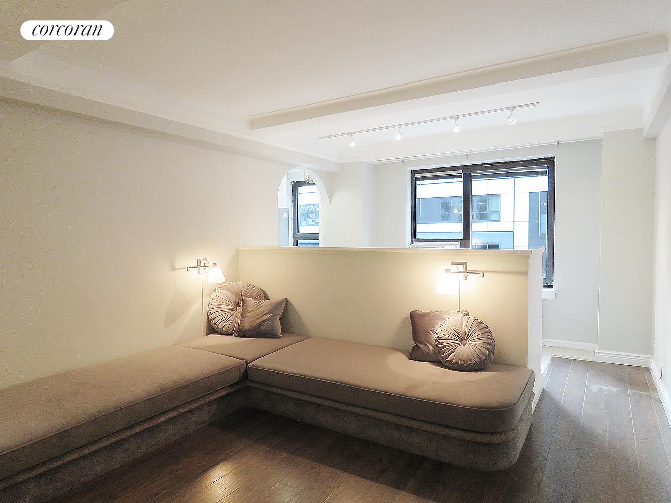 227 East 57th Street, #4C