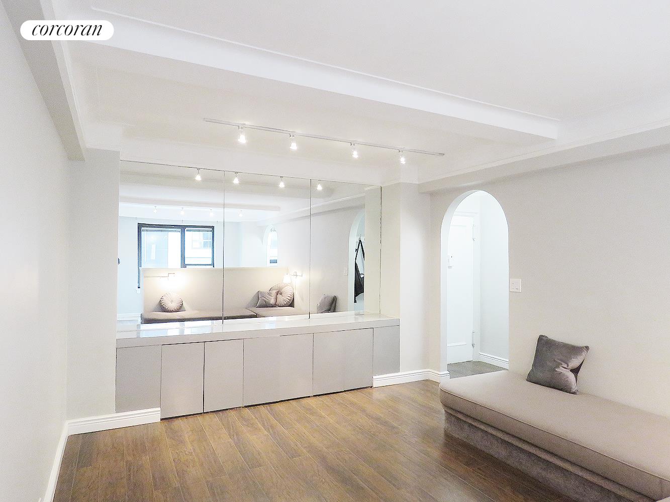 227 East 57th Street, #4C
