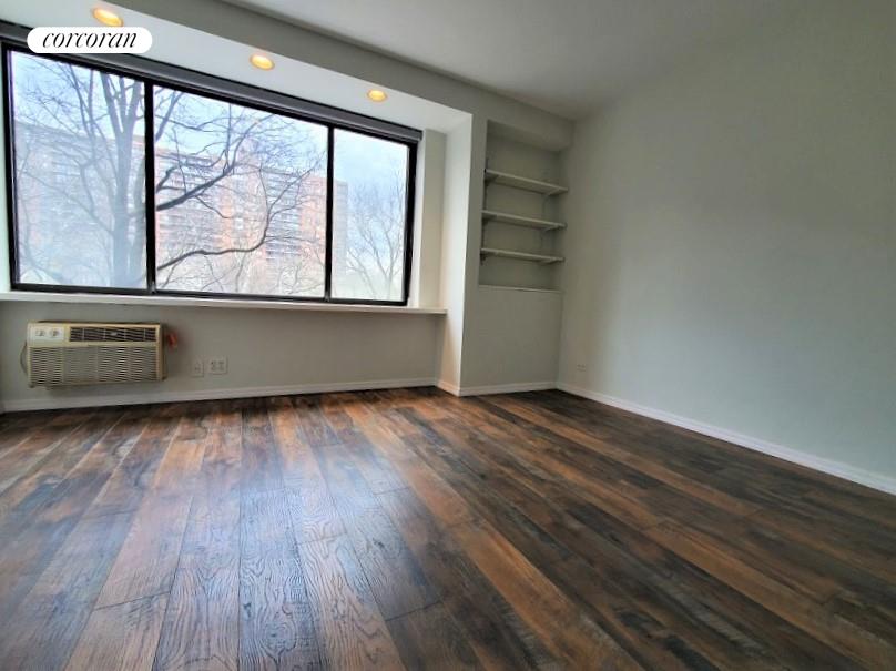 372 Central Park West, #3L