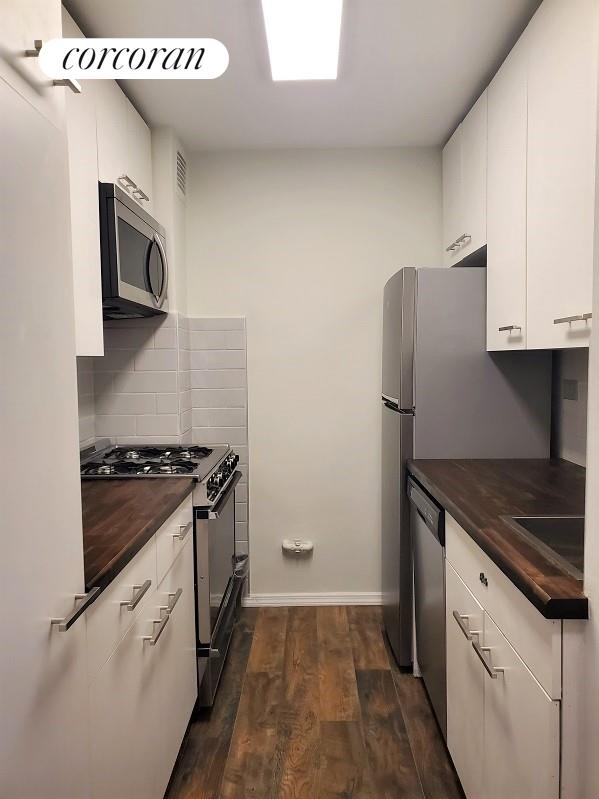372 Central Park West, #3L