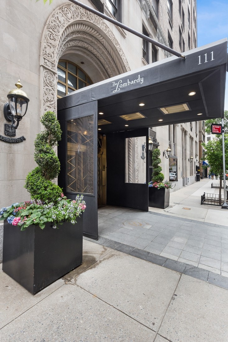 111 East 56th Street 803 Midtown East New York NY 10022