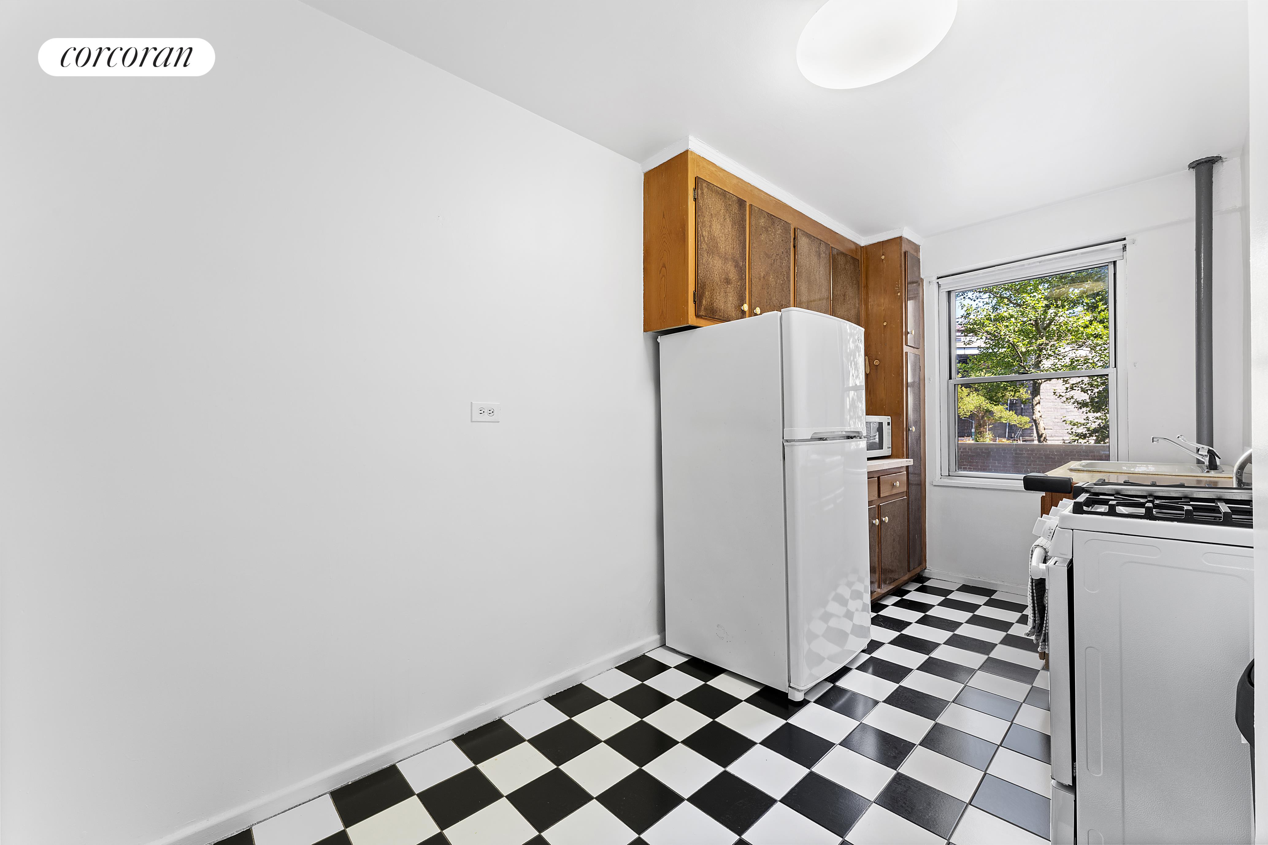 570 Grand Street H101 Lower East Side New York NY 10002