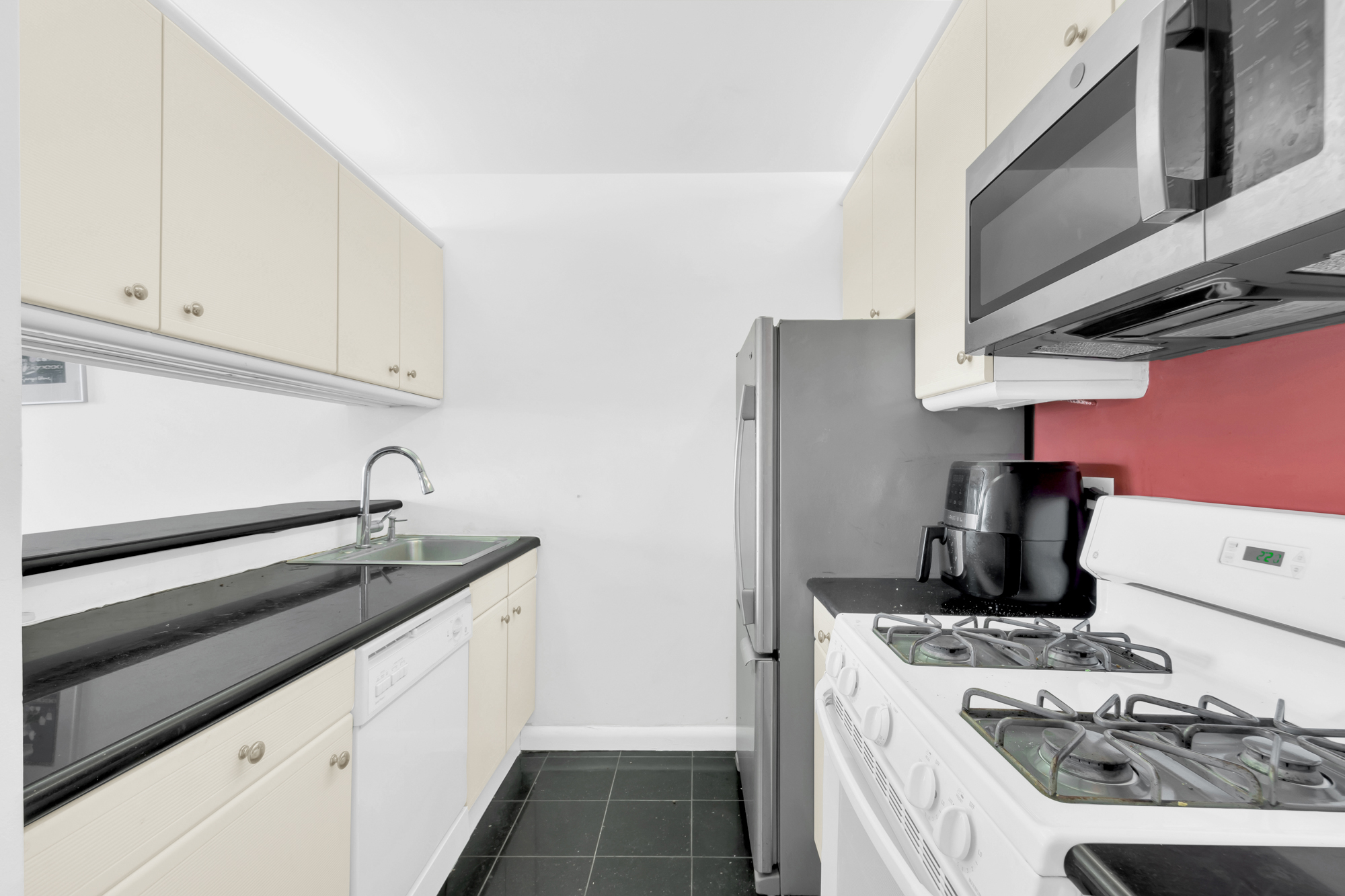 415 East 37th Street Murray Hill New York NY 10016