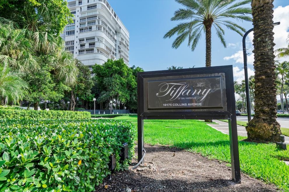 Homes for sale in Bal Harbour | View 10175 Collins Ave. #1705 | 2 Beds, 2.5 Baths
