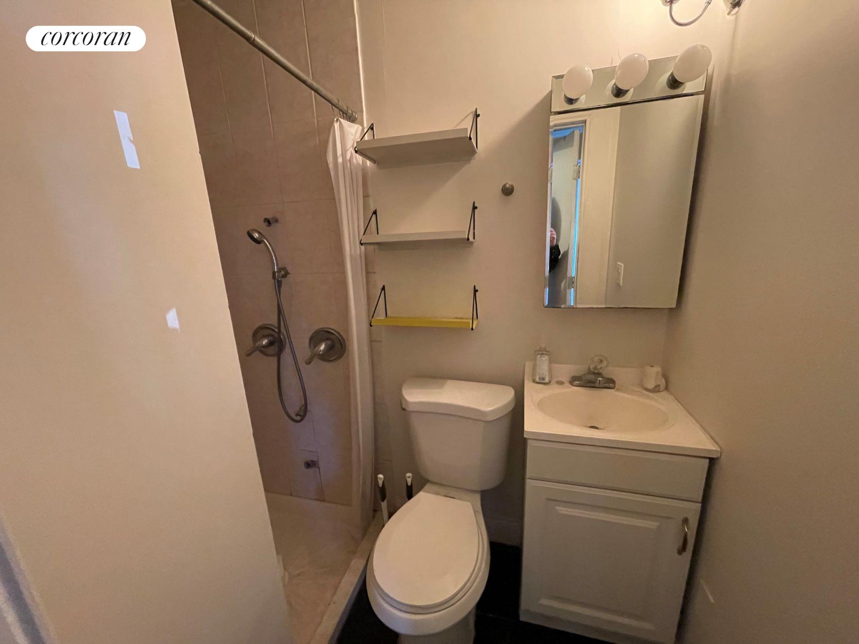125 Green Street Greenpoint Brooklyn NY 11222