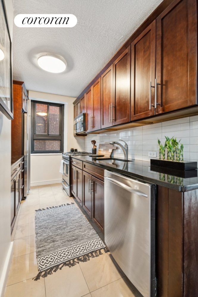347 West 57th Street Clinton New York NY 10019
