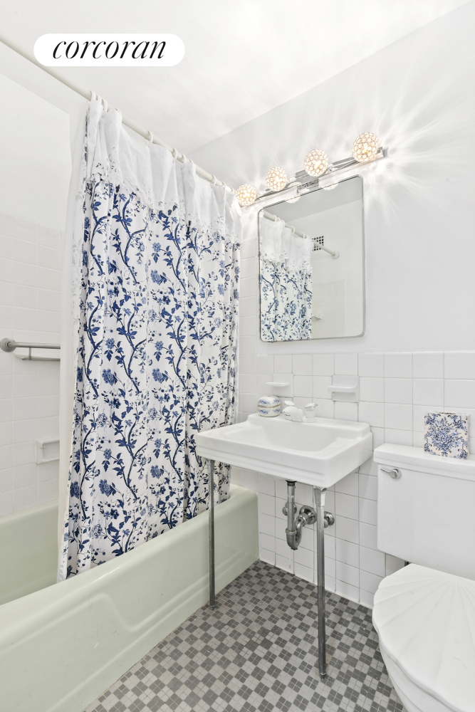 399 East 72nd Street Upper East Side New York NY 10021