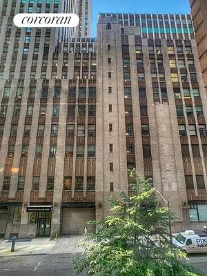 235 East 40th Street Murray Hill New York NY 10016