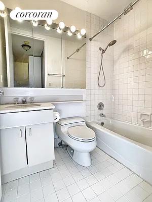 235 East 40th Street Murray Hill New York NY 10016