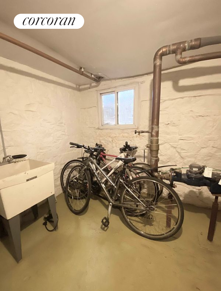 10 Ft Greene Place, #2L