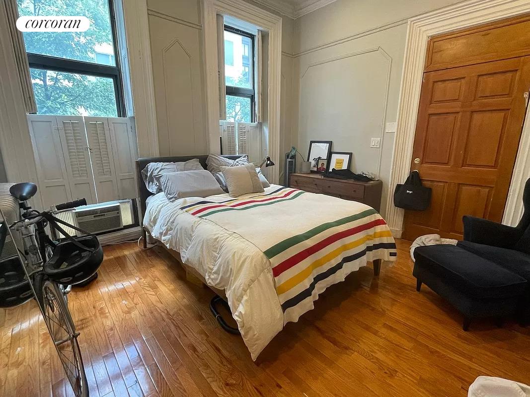505 Vanderbilt Avenue, #PARLOR