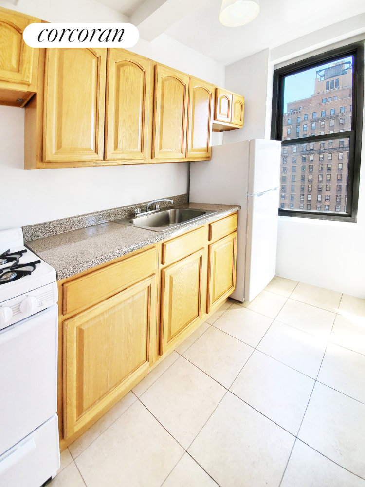 200 West 16th Street, #15K