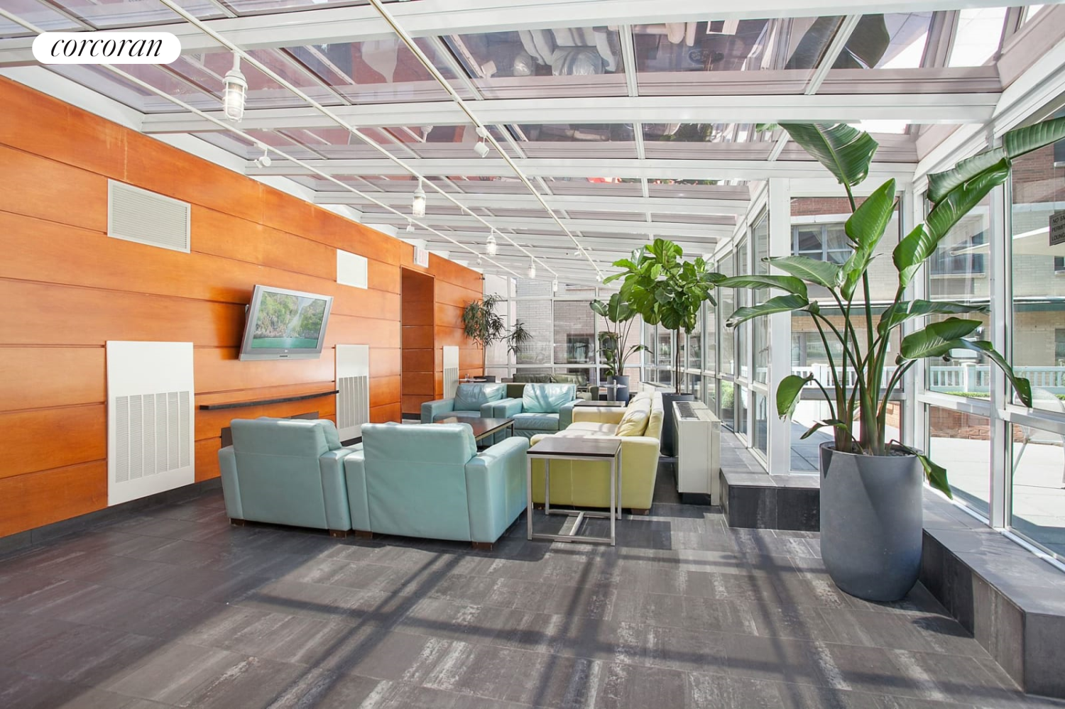 516 West 47th Street, #S2M