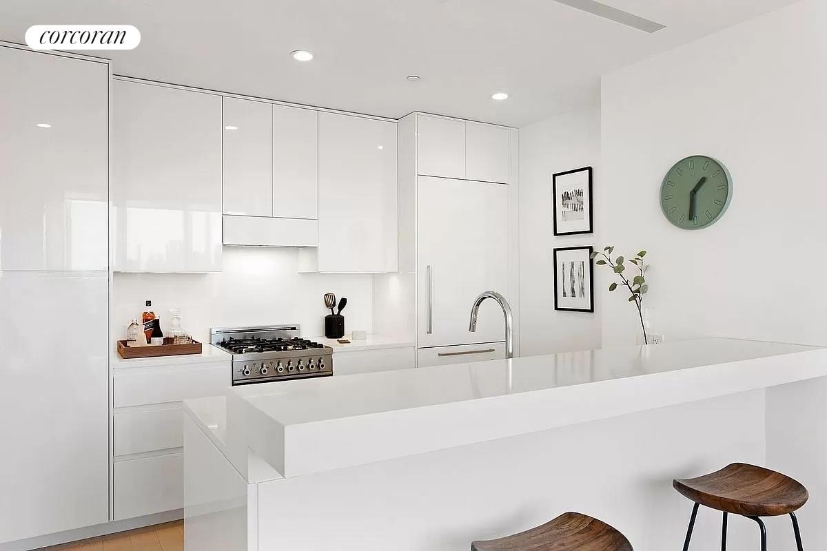 29-11 Queens Plaza Nor, #30D