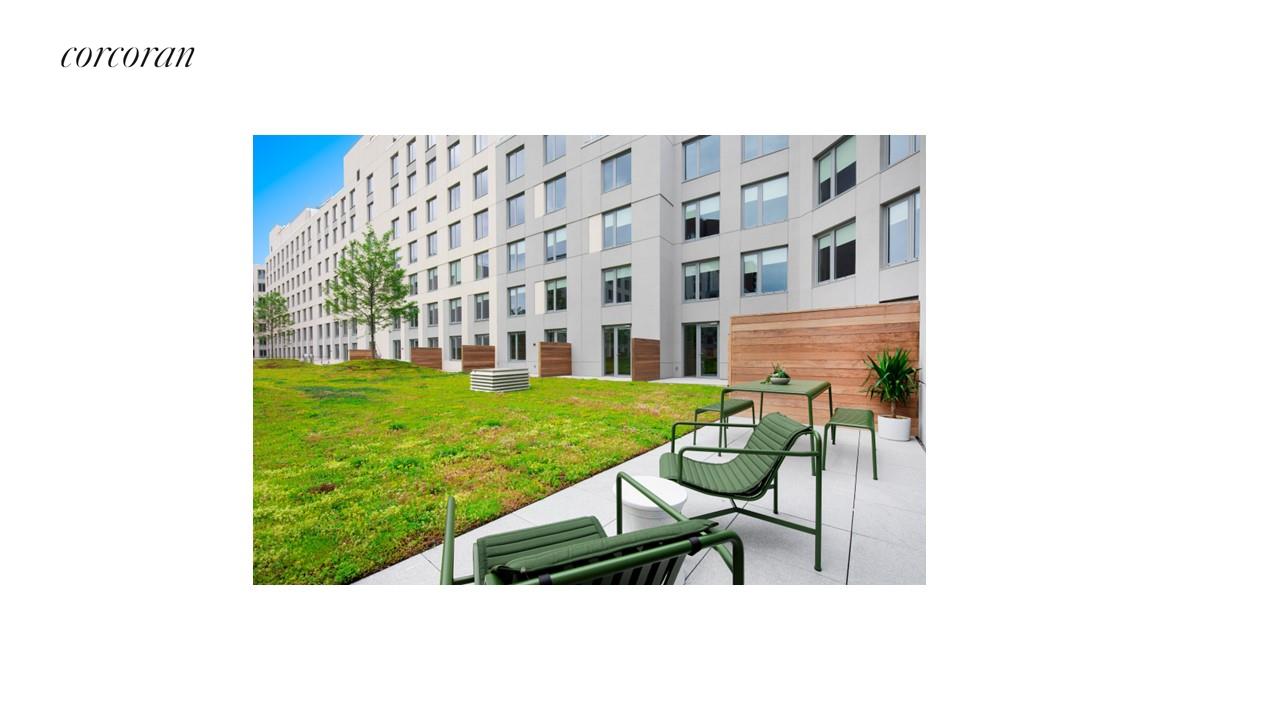 30-77 Vernon Boulevard, #G126W