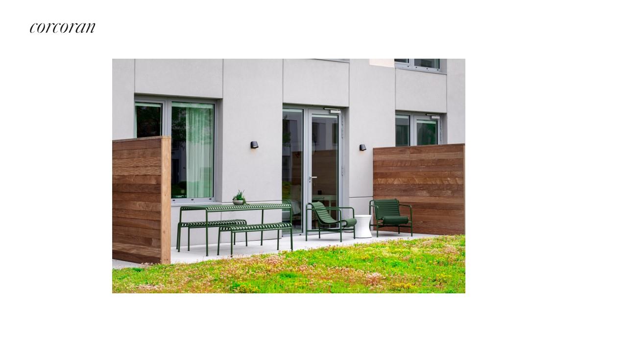 30-77 Vernon Boulevard, #G126W