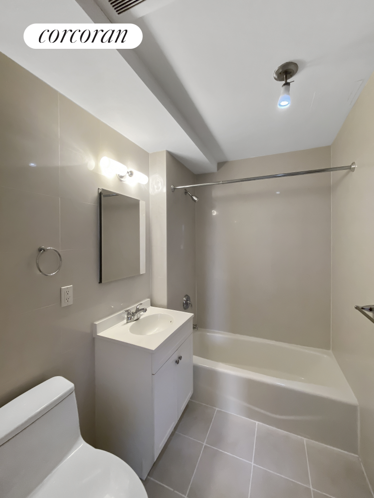 6 East 116th Street, #8A