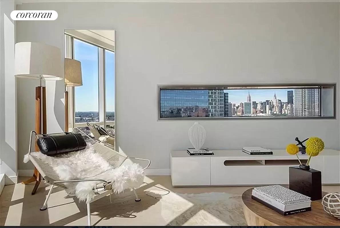29-11 Queens Plaza Nor, #15D