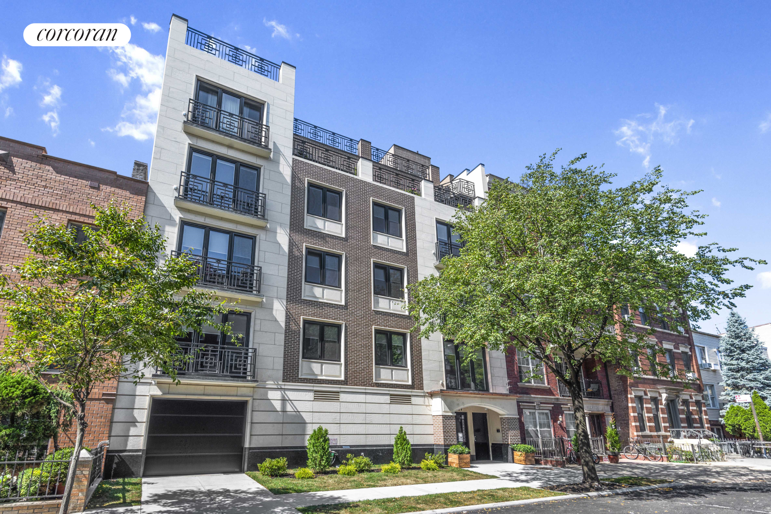 217 Eckford Street, #402