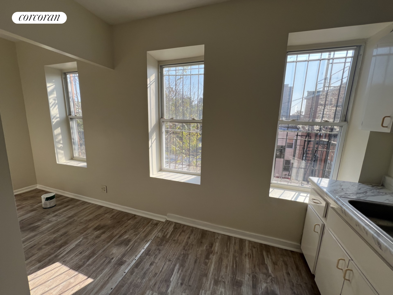 750 Glenmore Avenue, #3