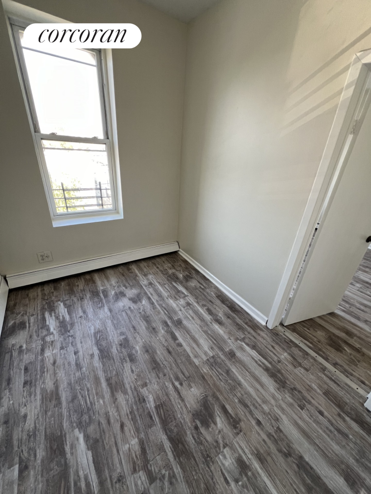 750 Glenmore Avenue, #3