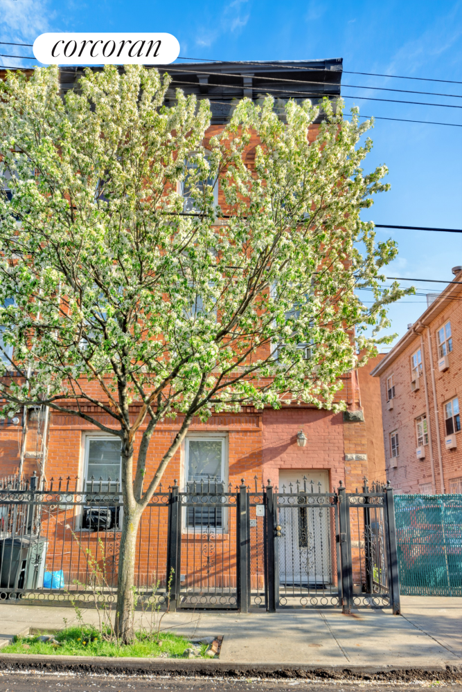 750 Glenmore Avenue, #3