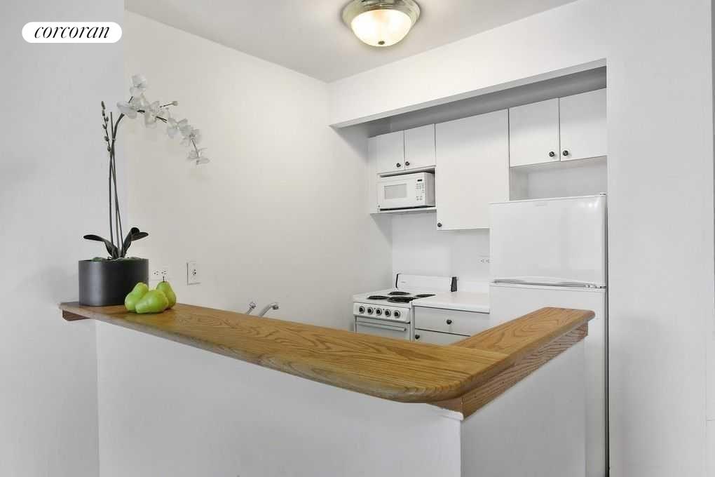 344 Third Avenue, #11E