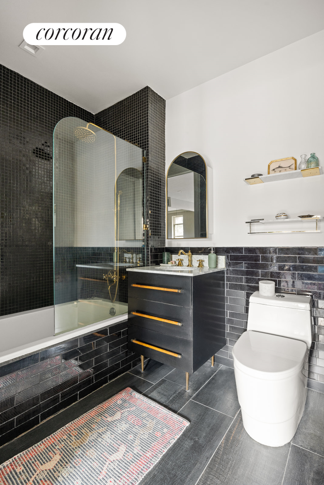 594 Marcy Avenue, #1B