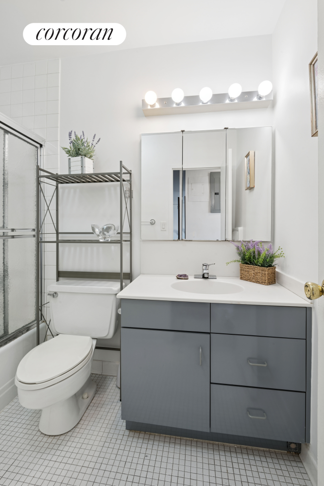 1725 York Avenue Upper East Side New York NY 10128