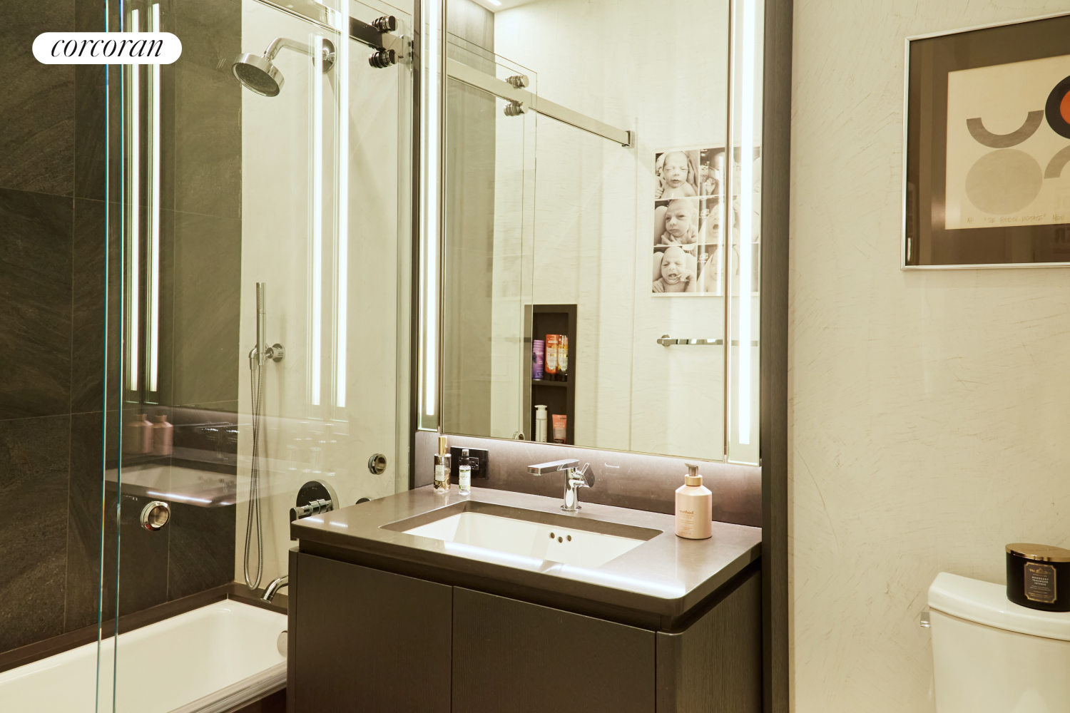 77 Charlton Street Soho New York NY 10014