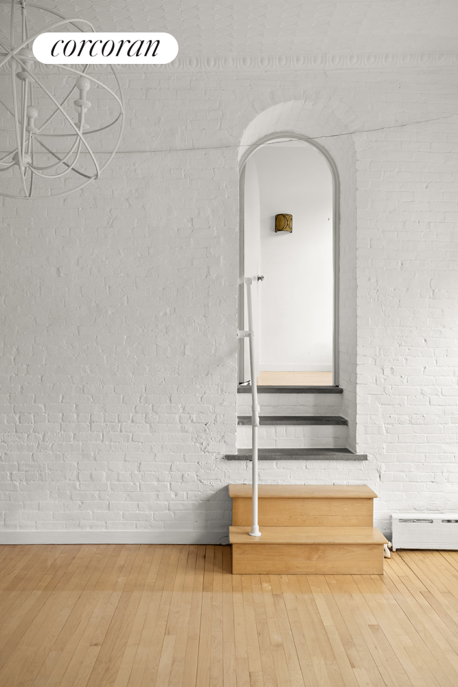 167 Spring Street Soho New York NY 10012