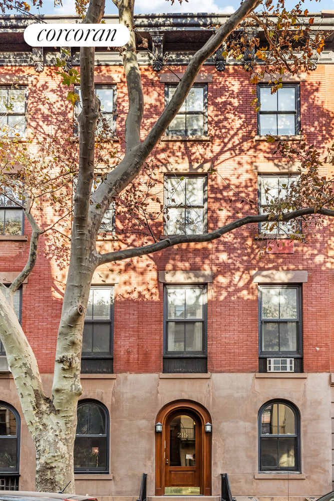 215 East 17th Street Gramercy Park New York NY 10003