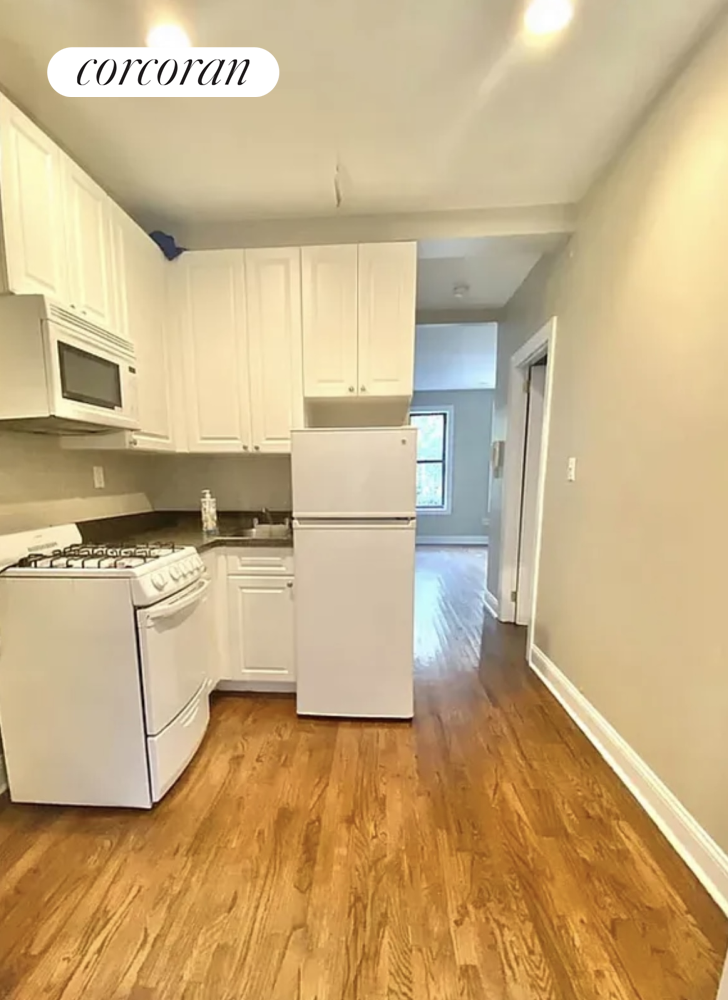 413 East 70th Street Upper East Side New York NY 10021
