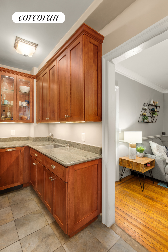 136 East 36th Street Murray Hill New York NY 10016