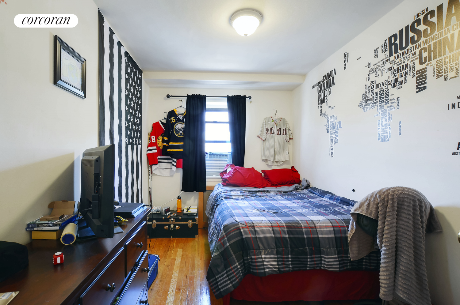 25-10 31st Avenue Astoria Queens NY 11106