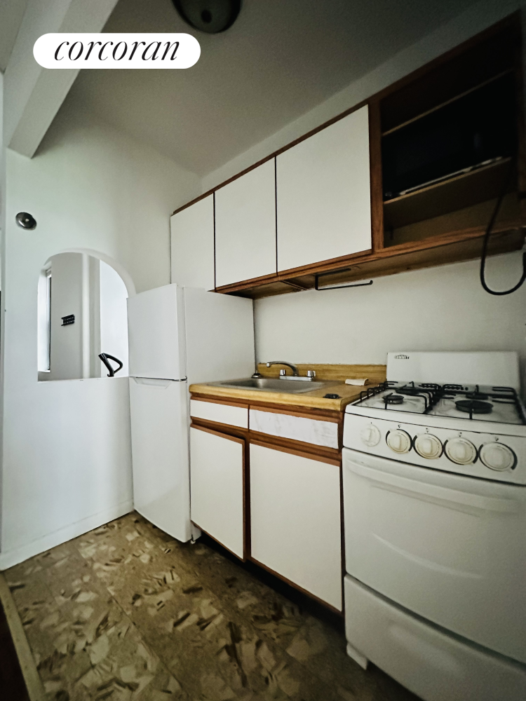 424 East 66th Street 4FW Upper East Side New York NY 10065