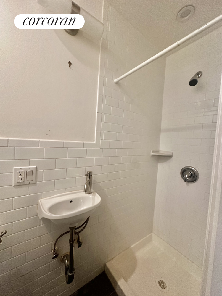 75 Bainbridge Street Stuyvesant Heights Brooklyn NY 11233