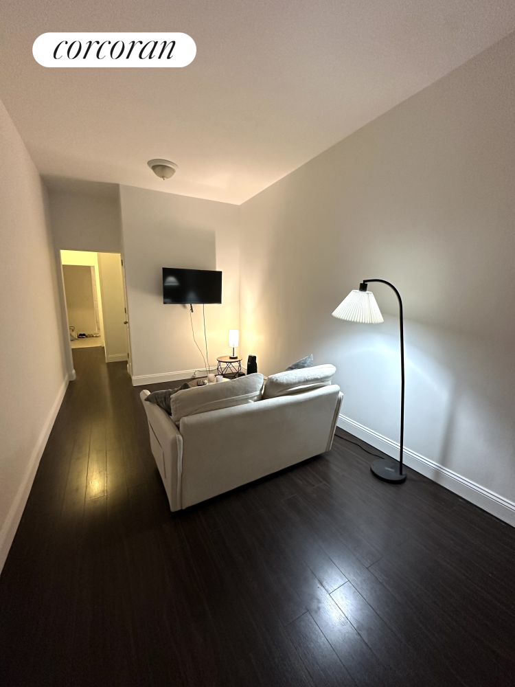 1580 First Avenue Upper East Side New York NY 10028