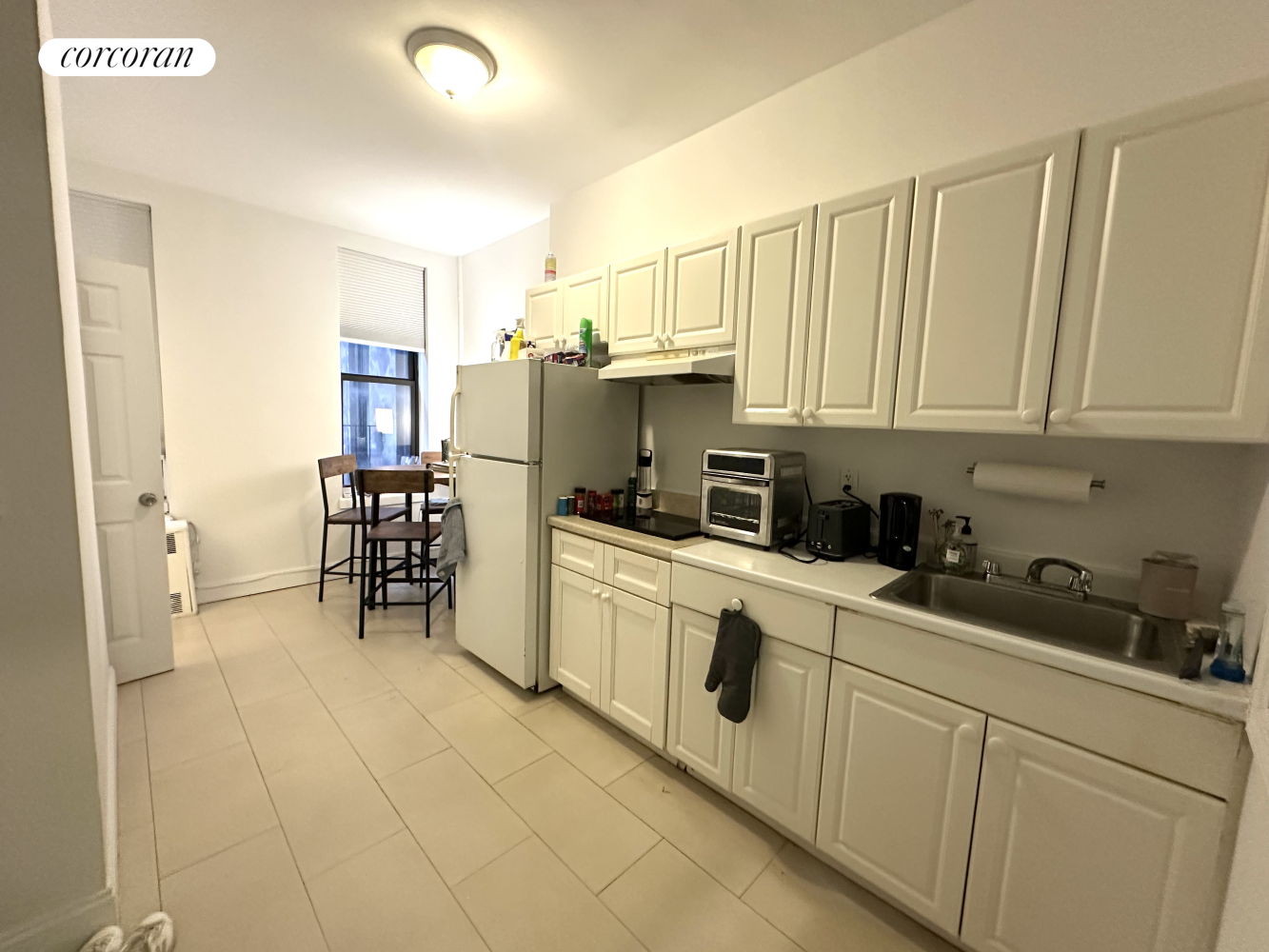 1580 First Avenue Upper East Side New York NY 10028