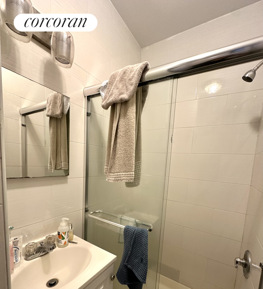 1580 First Avenue Upper East Side New York NY 10028